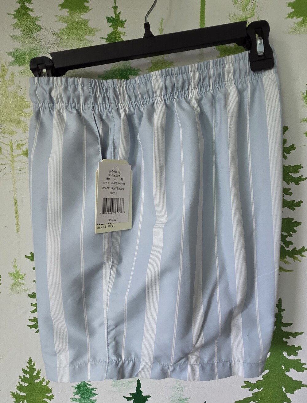Retrofit Men’s Slate Blue & White Striped Flat Front Shorts